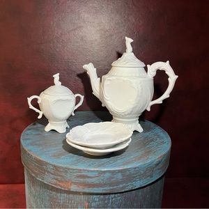 ROYAL DANUBE ELEGANT WHITE ENGLISH MINIATURE TEA SET #1886